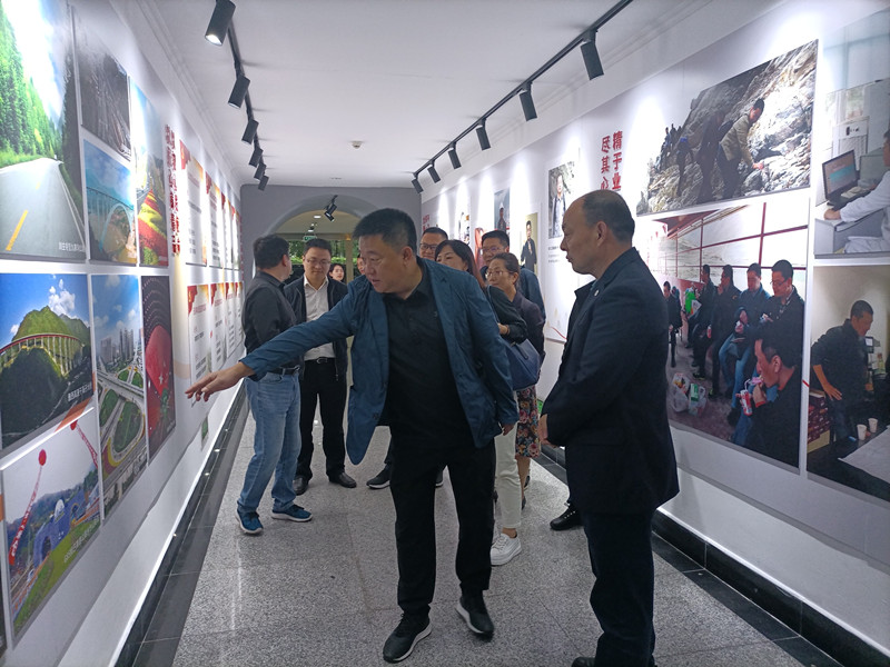 1601433238010089418.jpg 20200929123340_1009.jpg