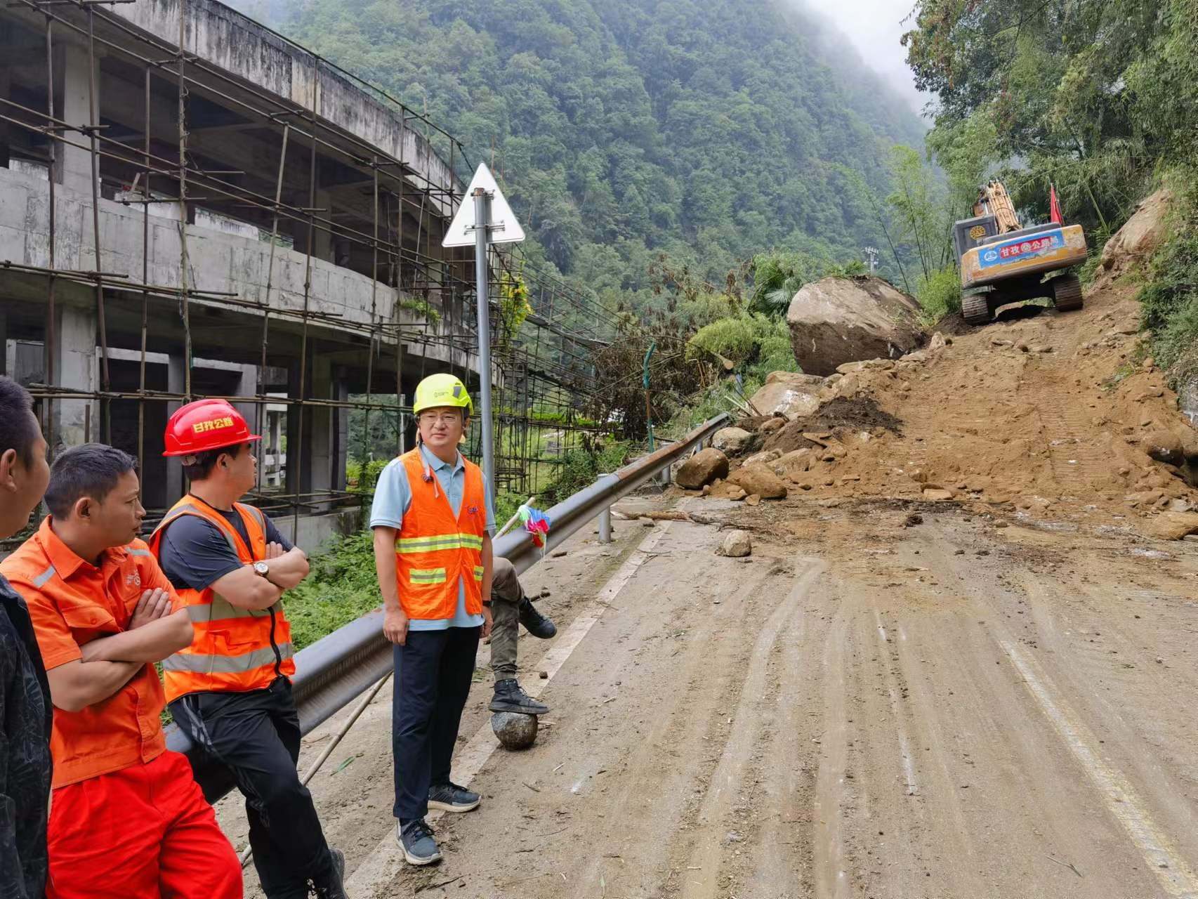 1663145888423082345.jpg 1663145888423082345.jpg