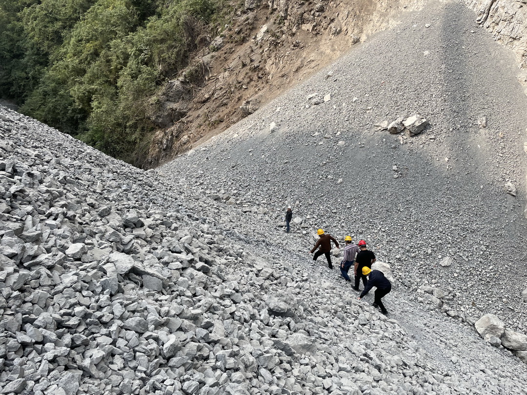 1666921097138030301.jpg 20221026143819_4710.jpg