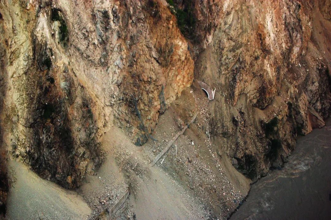 1684121953670039486.jpg 3.jpg