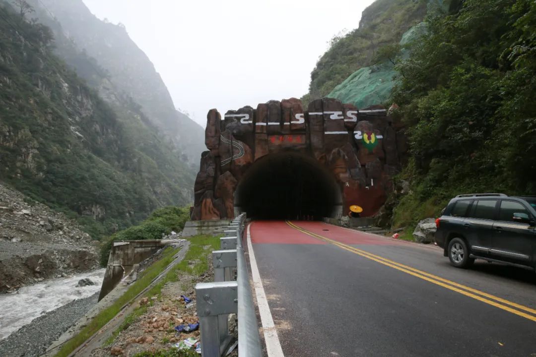 1684122385155070299.jpg 18.jpg