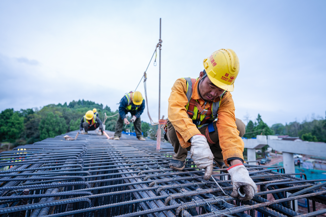 1736305911808066565.png fc_216e58bf-8ca3-4ce5-ac82-abea80e3450a_1735865909559.png